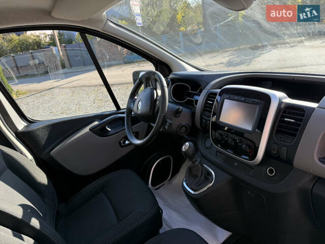 Рено Трафик, объемом двигателя 1.6 л и пробегом 225 тыс. км за 18500 $, фото 17 на Automoto.ua