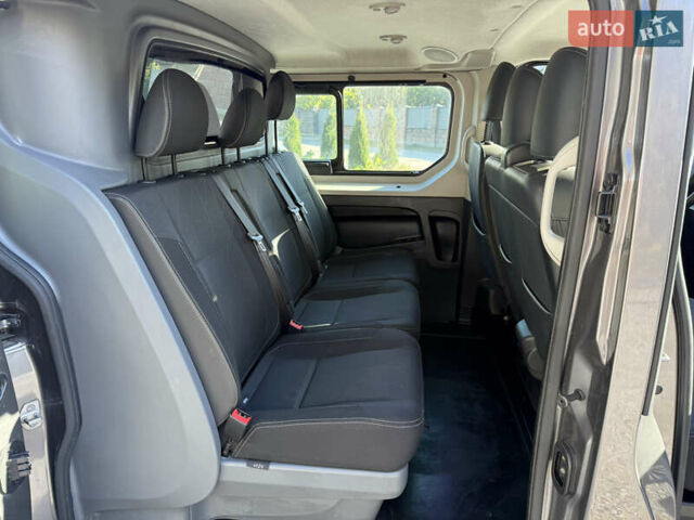 Рено Трафик, объемом двигателя 1.6 л и пробегом 225 тыс. км за 18500 $, фото 15 на Automoto.ua