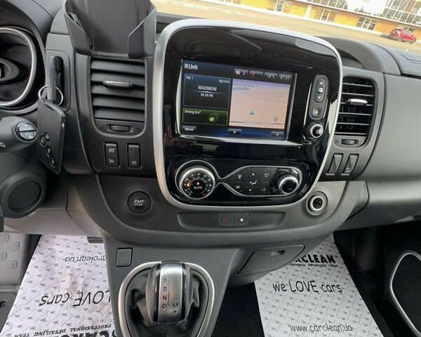 Рено Трафік, об'ємом двигуна 2 л та пробігом 203 тис. км за 35700 $, фото 23 на Automoto.ua