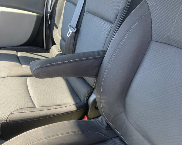 Рено Трафік, об'ємом двигуна 1.6 л та пробігом 226 тис. км за 14800 $, фото 8 на Automoto.ua
