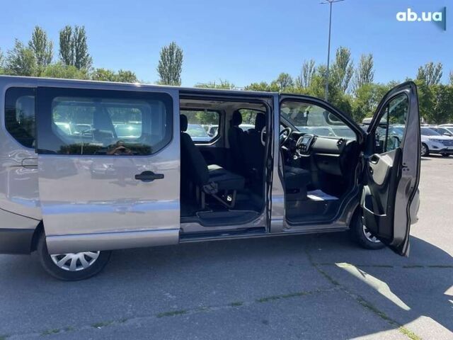 Рено Трафик, объемом двигателя 1.6 л и пробегом 167 тыс. км за 23000 $, фото 14 на Automoto.ua