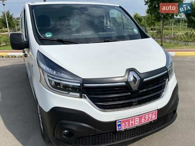 Рено Трафик, объемом двигателя 2 л и пробегом 209 тыс. км за 17450 $, фото 11 на Automoto.ua
