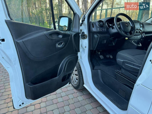 Рено Трафик, объемом двигателя 2 л и пробегом 160 тыс. км за 18100 $, фото 11 на Automoto.ua