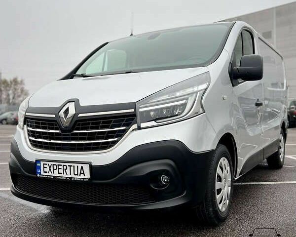 Рено Трафик, объемом двигателя 2 л и пробегом 167 тыс. км за 18900 $, фото 6 на Automoto.ua