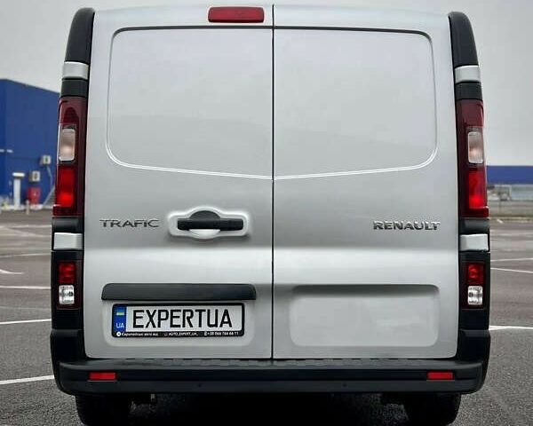 Рено Трафик, объемом двигателя 2 л и пробегом 167 тыс. км за 18900 $, фото 3 на Automoto.ua