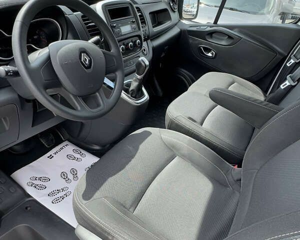 Рено Трафик, объемом двигателя 2 л и пробегом 194 тыс. км за 19200 $, фото 10 на Automoto.ua