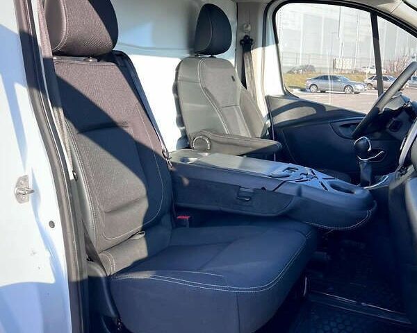 Рено Трафик, объемом двигателя 2 л и пробегом 186 тыс. км за 20500 $, фото 20 на Automoto.ua