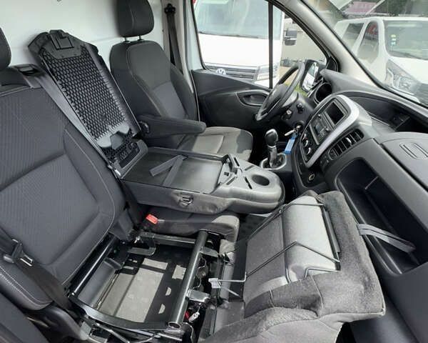 Рено Трафик, объемом двигателя 2 л и пробегом 194 тыс. км за 19200 $, фото 25 на Automoto.ua