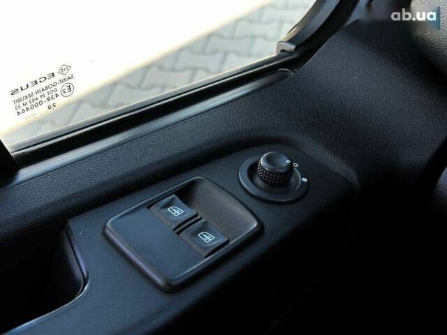 Рено Трафик, объемом двигателя 2 л и пробегом 167 тыс. км за 16800 $, фото 8 на Automoto.ua