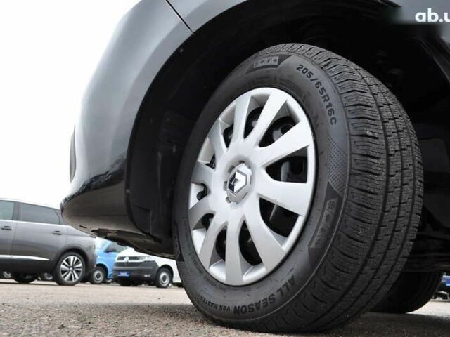 Рено Трафик, объемом двигателя 2 л и пробегом 166 тыс. км за 27800 $, фото 14 на Automoto.ua