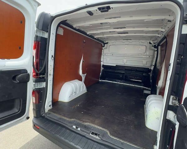 Рено Трафик, объемом двигателя 2 л и пробегом 194 тыс. км за 19200 $, фото 28 на Automoto.ua