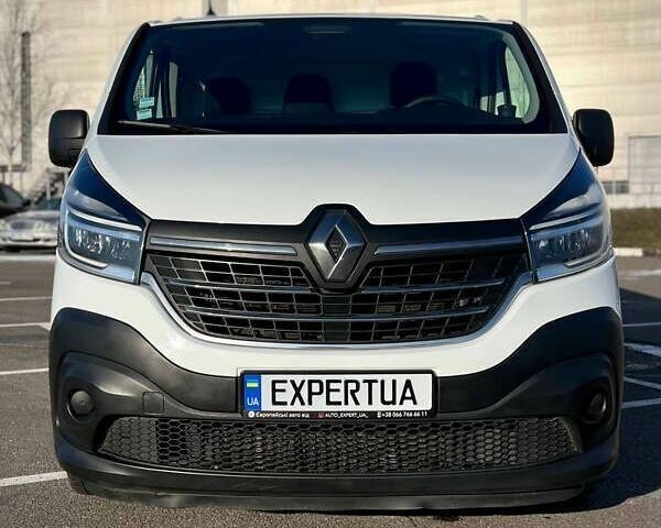 Рено Трафик, объемом двигателя 2 л и пробегом 186 тыс. км за 20500 $, фото 7 на Automoto.ua