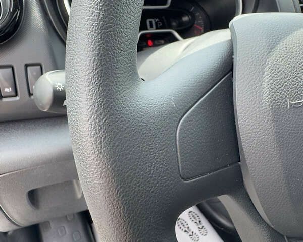 Рено Трафик, объемом двигателя 2 л и пробегом 194 тыс. км за 19200 $, фото 16 на Automoto.ua