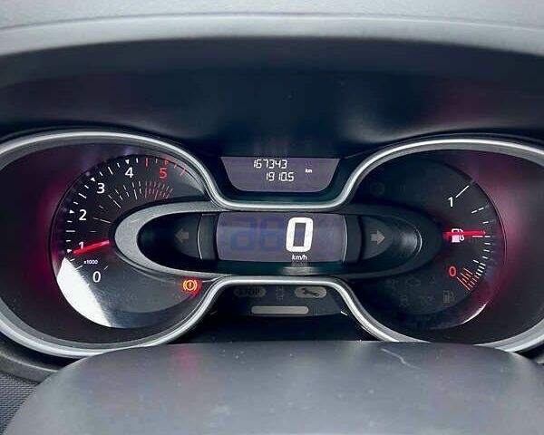 Рено Трафик, объемом двигателя 2 л и пробегом 167 тыс. км за 18900 $, фото 23 на Automoto.ua