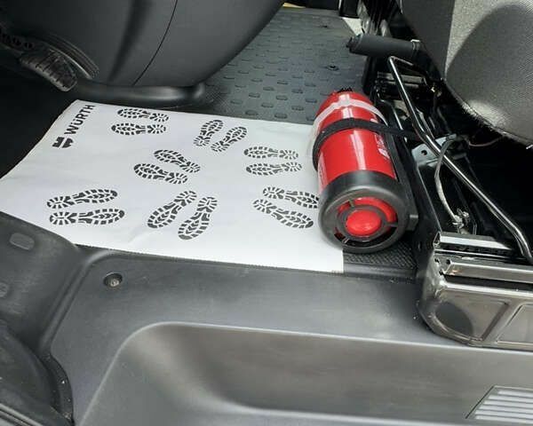 Рено Трафик, объемом двигателя 2 л и пробегом 194 тыс. км за 19200 $, фото 19 на Automoto.ua