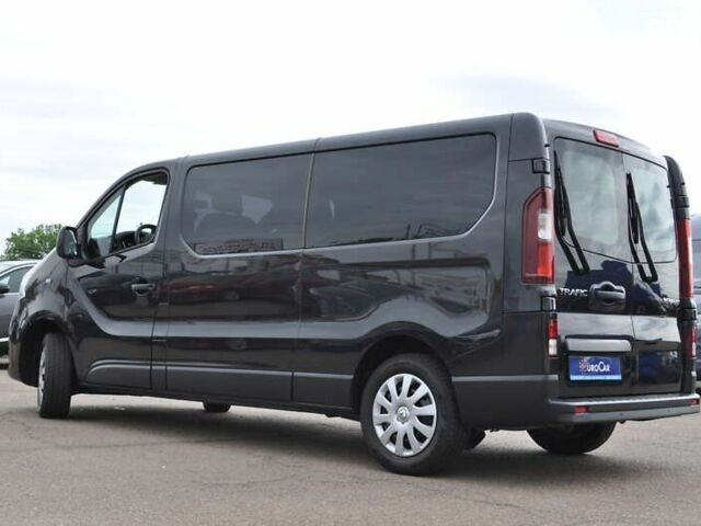 Рено Трафик, объемом двигателя 2 л и пробегом 166 тыс. км за 27800 $, фото 8 на Automoto.ua