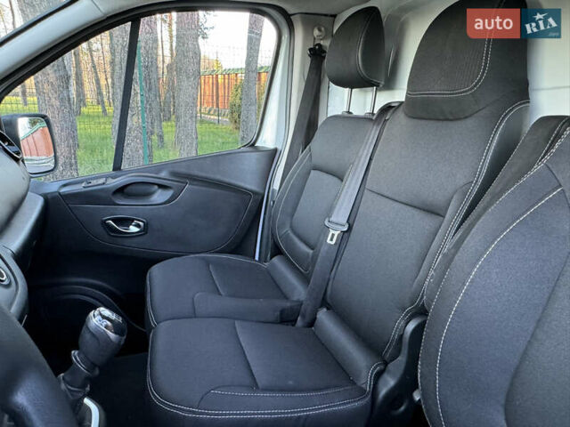 Рено Трафик, объемом двигателя 2 л и пробегом 160 тыс. км за 18100 $, фото 20 на Automoto.ua