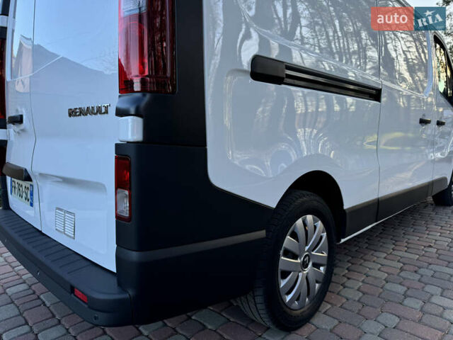 Рено Трафик, объемом двигателя 2 л и пробегом 160 тыс. км за 18100 $, фото 8 на Automoto.ua