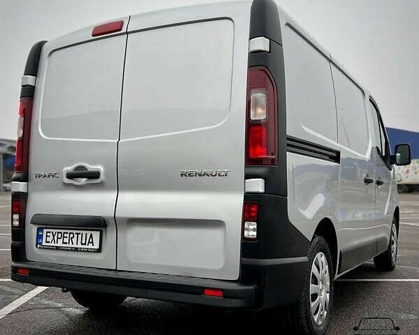 Рено Трафик, объемом двигателя 2 л и пробегом 167 тыс. км за 18900 $, фото 2 на Automoto.ua