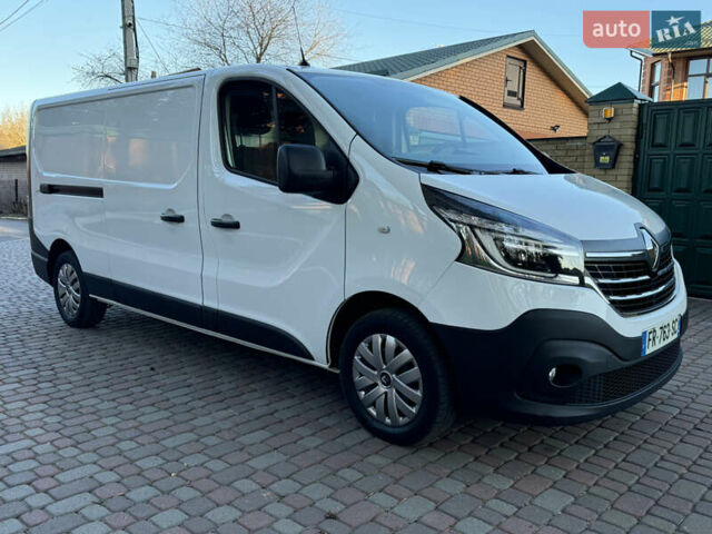 Рено Трафик, объемом двигателя 2 л и пробегом 160 тыс. км за 18100 $, фото 4 на Automoto.ua
