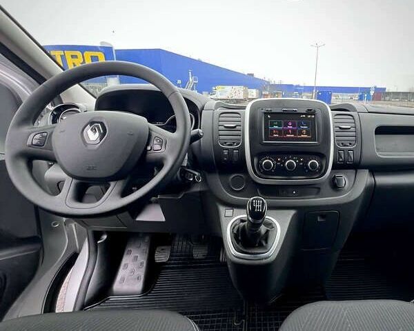Рено Трафик, объемом двигателя 2 л и пробегом 167 тыс. км за 18900 $, фото 21 на Automoto.ua