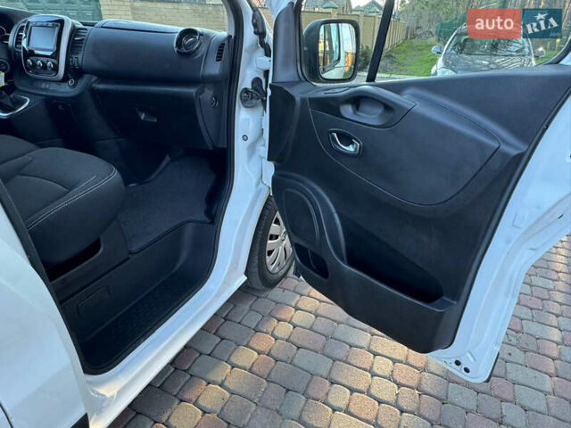 Рено Трафик, объемом двигателя 2 л и пробегом 160 тыс. км за 18100 $, фото 21 на Automoto.ua