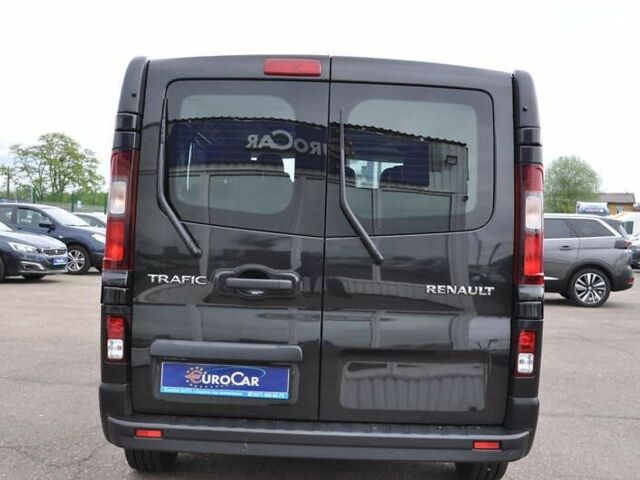 Рено Трафик, объемом двигателя 2 л и пробегом 166 тыс. км за 27800 $, фото 7 на Automoto.ua