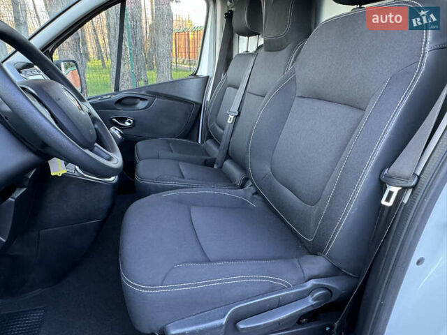 Рено Трафик, объемом двигателя 2 л и пробегом 160 тыс. км за 18100 $, фото 14 на Automoto.ua