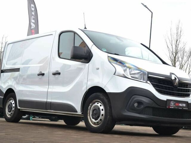 Рено Трафик, объемом двигателя 2 л и пробегом 210 тыс. км за 18955 $, фото 6 на Automoto.ua