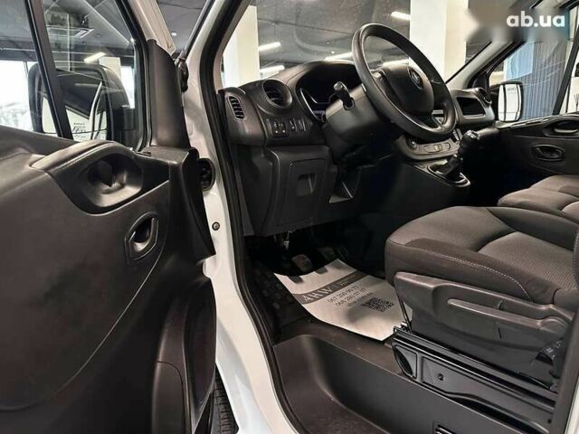 Рено Трафик, объемом двигателя 2 л и пробегом 109 тыс. км за 28880 $, фото 13 на Automoto.ua