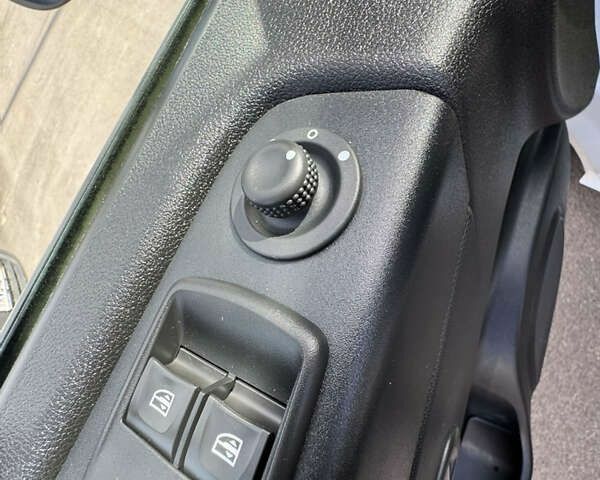 Рено Трафик, объемом двигателя 0 л и пробегом 242 тыс. км за 19500 $, фото 16 на Automoto.ua