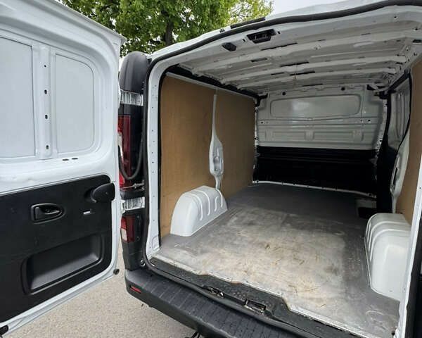 Рено Трафик, объемом двигателя 2 л и пробегом 187 тыс. км за 18500 $, фото 29 на Automoto.ua