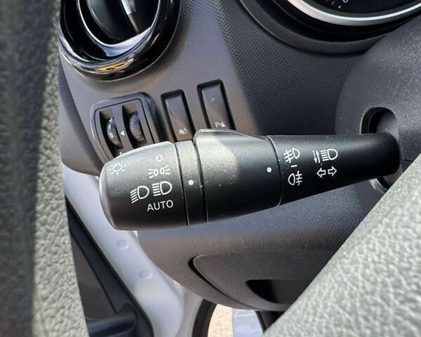 Рено Трафик, объемом двигателя 0 л и пробегом 242 тыс. км за 19900 $, фото 13 на Automoto.ua