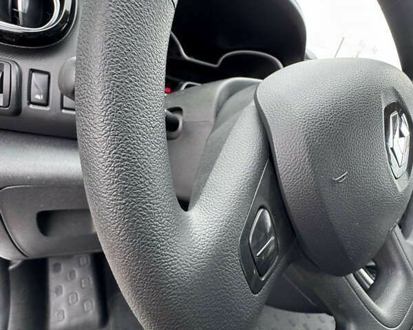 Рено Трафик, объемом двигателя 2 л и пробегом 187 тыс. км за 18500 $, фото 16 на Automoto.ua