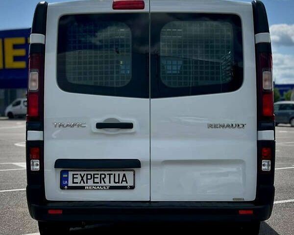 Рено Трафик, объемом двигателя 2 л и пробегом 179 тыс. км за 18200 $, фото 3 на Automoto.ua