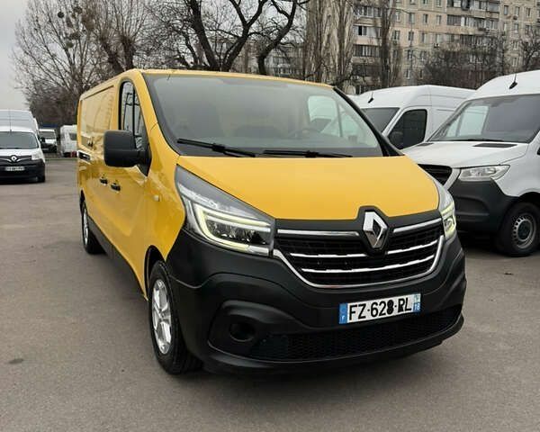 Рено Трафік, об'ємом двигуна 2 л та пробігом 220 тис. км за 18900 $, фото 1 на Automoto.ua