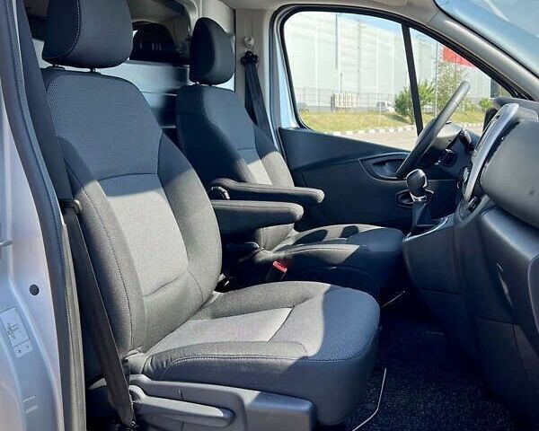 Рено Трафик, объемом двигателя 2 л и пробегом 181 тыс. км за 20500 $, фото 18 на Automoto.ua