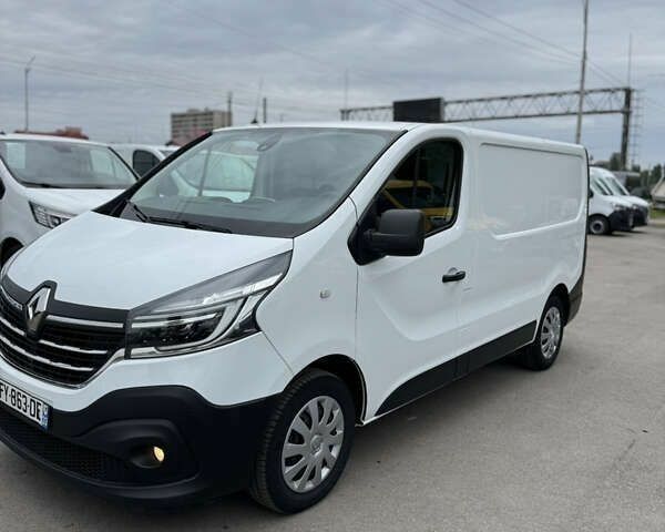 Рено Трафик, объемом двигателя 2 л и пробегом 187 тыс. км за 18500 $, фото 4 на Automoto.ua