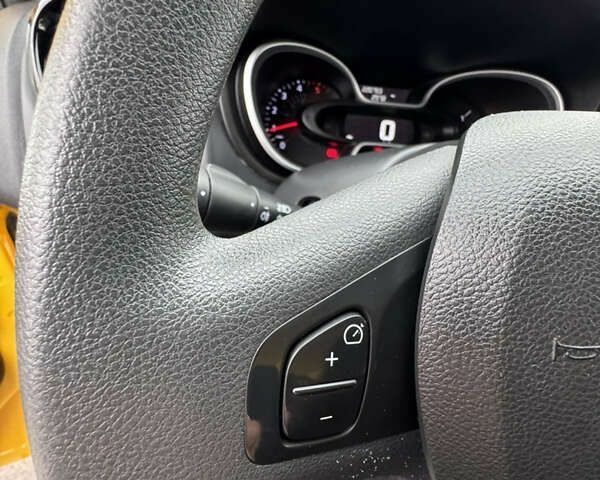 Рено Трафік, об'ємом двигуна 2 л та пробігом 220 тис. км за 18900 $, фото 18 на Automoto.ua