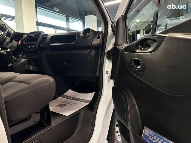 Рено Трафик, объемом двигателя 2 л и пробегом 109 тыс. км за 28880 $, фото 23 на Automoto.ua