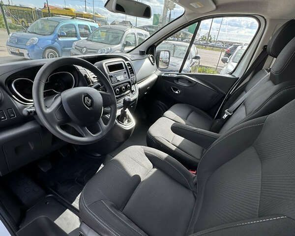 Рено Трафик, объемом двигателя 0 л и пробегом 242 тыс. км за 19500 $, фото 12 на Automoto.ua