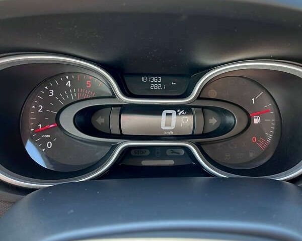Рено Трафик, объемом двигателя 2 л и пробегом 181 тыс. км за 20500 $, фото 21 на Automoto.ua