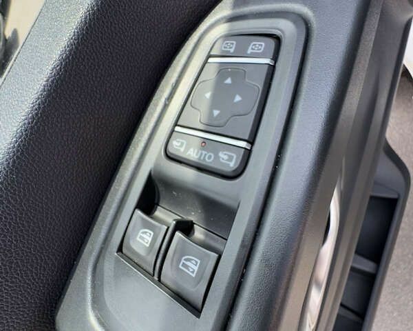 Рено Трафик, объемом двигателя 0 л и пробегом 149 тыс. км за 23500 $, фото 18 на Automoto.ua
