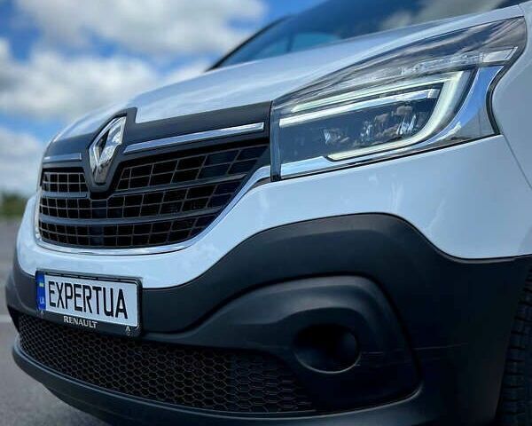 Рено Трафик, объемом двигателя 2 л и пробегом 179 тыс. км за 18200 $, фото 8 на Automoto.ua