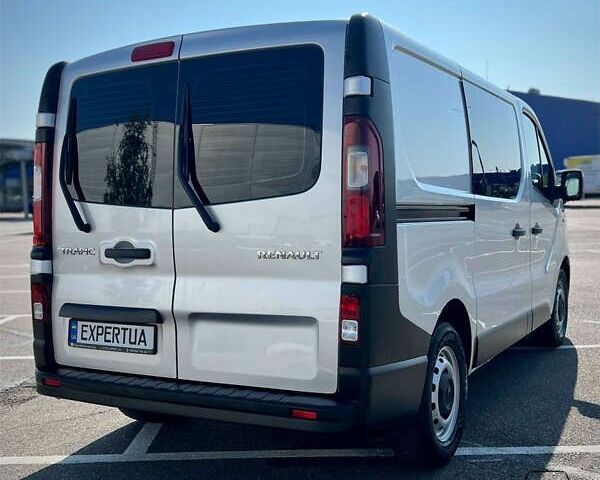 Рено Трафик, объемом двигателя 2 л и пробегом 181 тыс. км за 20500 $, фото 2 на Automoto.ua