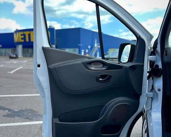 Рено Трафік, об'ємом двигуна 2 л та пробігом 119 тис. км за 23400 $, фото 16 на Automoto.ua