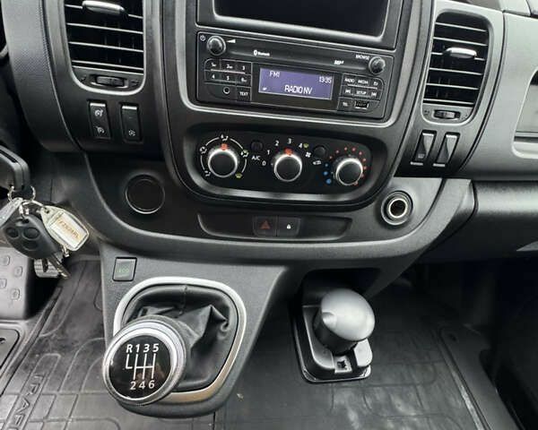 Рено Трафік, об'ємом двигуна 2 л та пробігом 220 тис. км за 18900 $, фото 20 на Automoto.ua