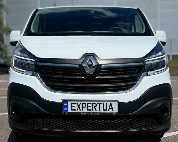 Рено Трафик, объемом двигателя 2 л и пробегом 179 тыс. км за 18200 $, фото 7 на Automoto.ua