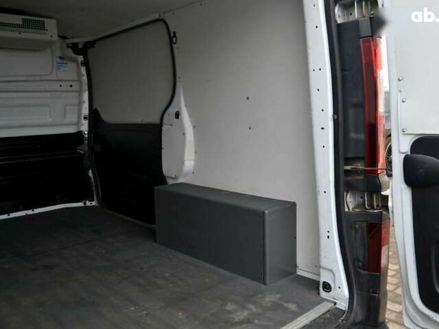 Рено Трафик, объемом двигателя 2 л и пробегом 210 тыс. км за 18955 $, фото 26 на Automoto.ua