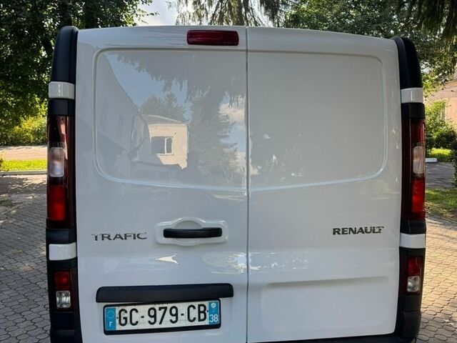 Рено Трафик, объемом двигателя 2 л и пробегом 131 тыс. км за 15800 $, фото 2 на Automoto.ua